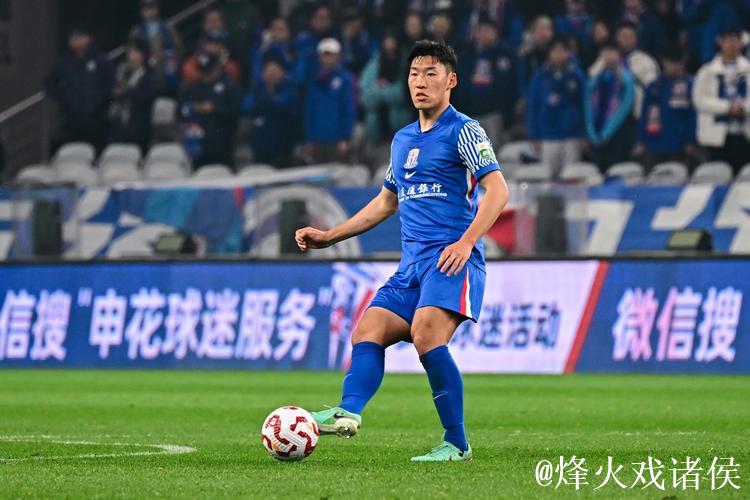 伊万的秘密武器在申花?朱辰杰很可能首发任中卫 伊万的秘密武器在申花?朱辰杰很可能首发任中卫